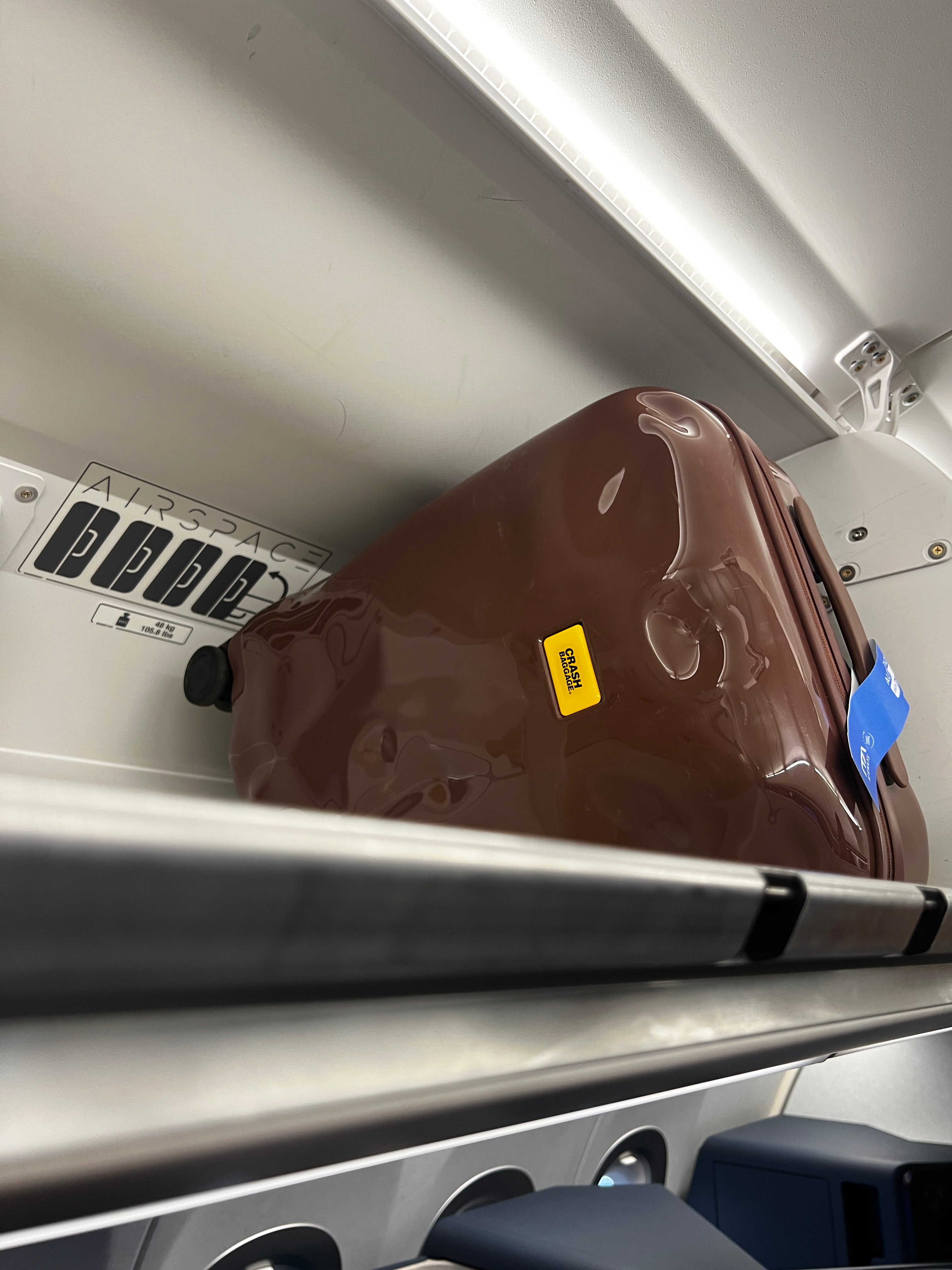 7 | Crash Baggage