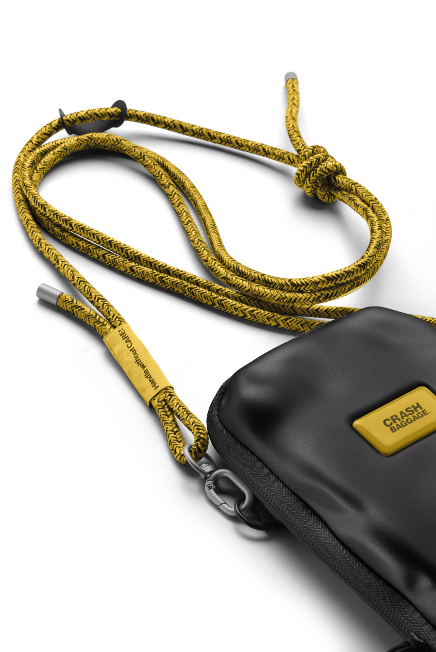PHONE POUCH - Black | Crash Baggage
